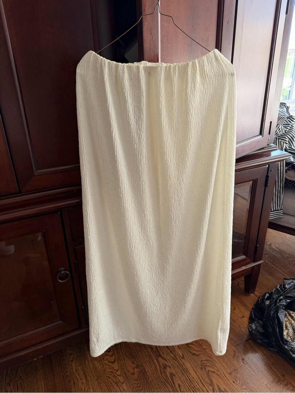 Light Cream Textured Maxi Skirt with Elastic Waist